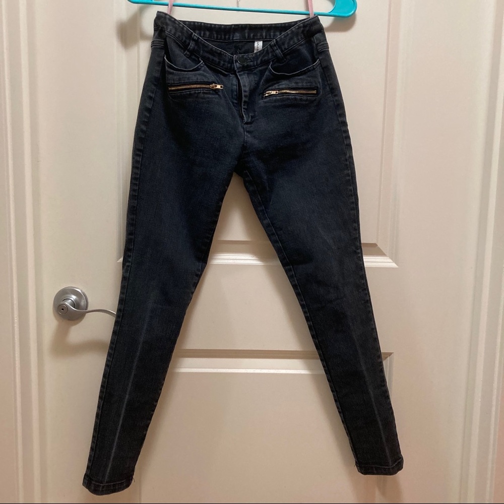 Women jeans